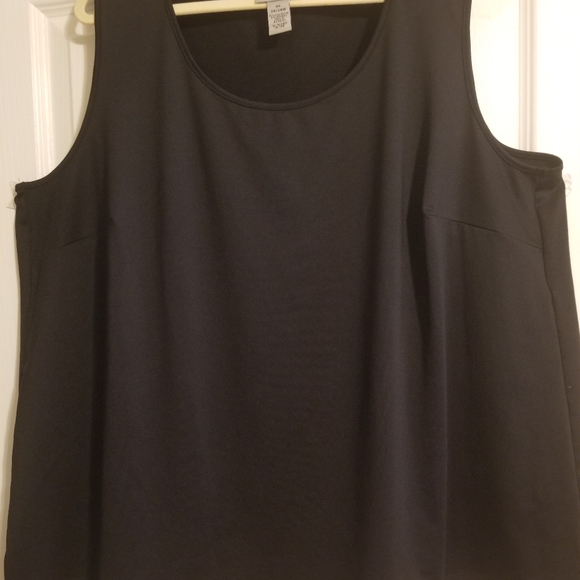 Catherine's Tanks 3X - Picture 5 of 7